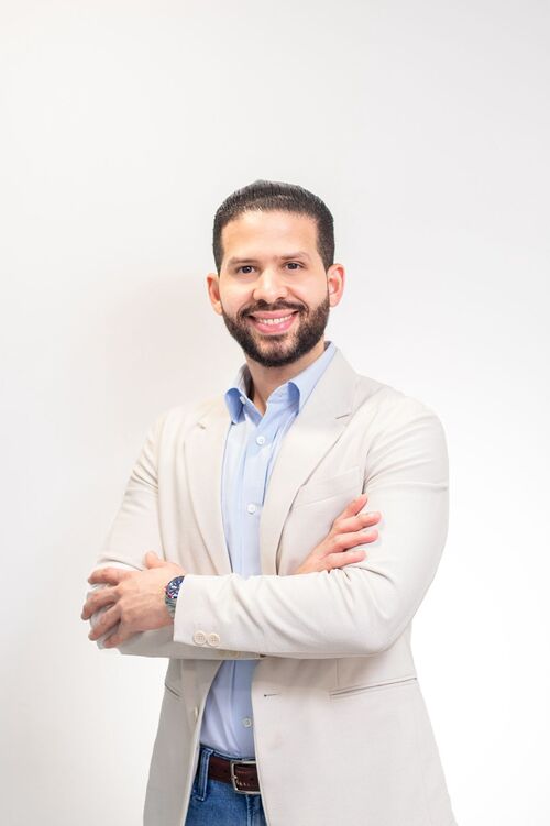 Dr alexis