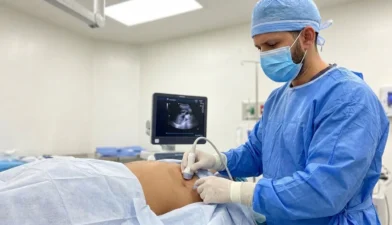 Procedimiento de toracocentesis en Santiago de los Caballeros realizado con guía por ultrasonido